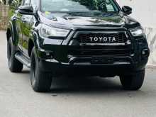 https://riyasewana.com/uploads/toyota-hilux-23153236693.jpg