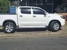 https://riyasewana.com/uploads/toyota-hilux-231951184022.jpg