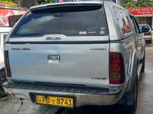https://riyasewana.com/uploads/toyota-hilux-24123806765.jpg