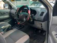 https://riyasewana.com/uploads/toyota-hilux-24123806914.jpg