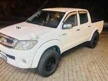 https://riyasewana.com/uploads/toyota-hilux-247345624012.jpg
