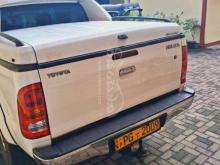 https://riyasewana.com/uploads/toyota-hilux-2491746651698.jpg