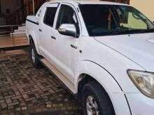 https://riyasewana.com/uploads/toyota-hilux-2491746663559.jpg