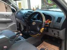 https://riyasewana.com/uploads/toyota-hilux-25171032203.jpg