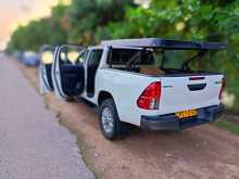 https://riyasewana.com/uploads/toyota-hilux-26170849193.jpg