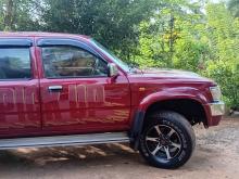 https://riyasewana.com/uploads/toyota-hilux-266272017206.jpg