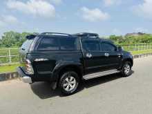 https://riyasewana.com/uploads/toyota-hilux-2717124922992.jpg