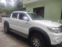 https://riyasewana.com/uploads/toyota-hilux-2815055122282.jpg