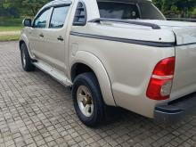 https://riyasewana.com/uploads/toyota-hilux-2910194010732.jpg