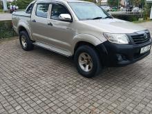 https://riyasewana.com/uploads/toyota-hilux-2910194110156.jpg
