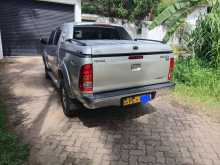 https://riyasewana.com/uploads/toyota-hilux-3-l-31629394522.jpg