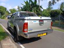 https://riyasewana.com/uploads/toyota-hilux-30112347275.jpg