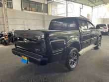 https://riyasewana.com/uploads/toyota-hilux-30135528503.jpg