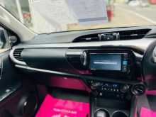 https://riyasewana.com/uploads/toyota-hilux-30173001984.jpg