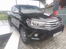 Toyota Hilux V 2020 Pickup