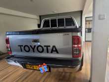 https://riyasewana.com/uploads/toyota-hilux-31043464742.jpg