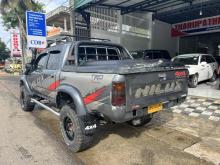 https://riyasewana.com/uploads/toyota-hilux-3110021824302.jpg