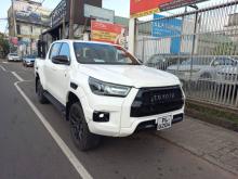 Toyota Hilux 2023 Pickup