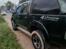 https://riyasewana.com/uploads/toyota-hilux-31806414143.jpg