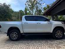 Toyota Hilux V Grade 2020 Pickup