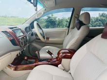 https://riyasewana.com/uploads/toyota-hilux-3l-1912541924544.jpg