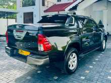 https://riyasewana.com/uploads/toyota-hilux-3l-2016-37420612053.jpg