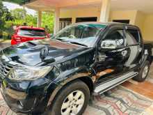 https://riyasewana.com/uploads/toyota-hilux-3l-2090142386.jpg