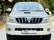 https://riyasewana.com/uploads/toyota-hilux-3ltr-198244022451.jpg