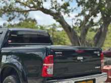 https://riyasewana.com/uploads/toyota-hilux-412582422992.jpg