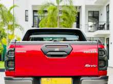 https://riyasewana.com/uploads/toyota-hilux-4170013366.jpg