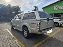 https://riyasewana.com/uploads/toyota-hilux-42122436484.jpg
