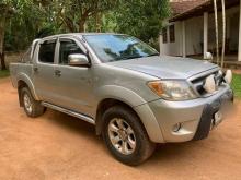 https://riyasewana.com/uploads/toyota-hilux-42132496551.jpg