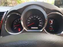https://riyasewana.com/uploads/toyota-hilux-5114228563.jpg