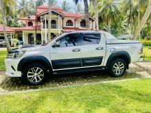 https://riyasewana.com/uploads/toyota-hilux-511484224361.jpg