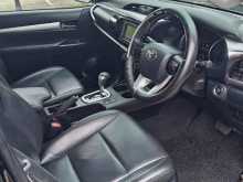 https://riyasewana.com/uploads/toyota-hilux-573625445.jpg