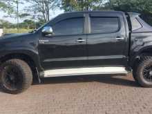 https://riyasewana.com/uploads/toyota-hilux-61053204502.jpg