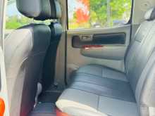 https://riyasewana.com/uploads/toyota-hilux-6115040186.jpg