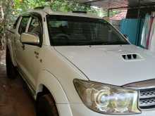 https://riyasewana.com/uploads/toyota-hilux-6141426234.jpg