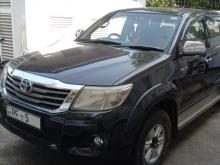 https://riyasewana.com/uploads/toyota-hilux-713340010554.jpg