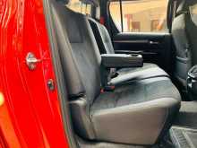 https://riyasewana.com/uploads/toyota-hilux-7141130975.jpg