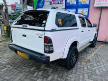 https://riyasewana.com/uploads/toyota-hilux-7933054413.jpg