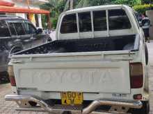 https://riyasewana.com/uploads/toyota-hilux-81525164652.jpg