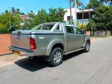 https://riyasewana.com/uploads/toyota-hilux-815462122522.jpg