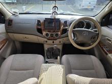 https://riyasewana.com/uploads/toyota-hilux-81713326174.jpg