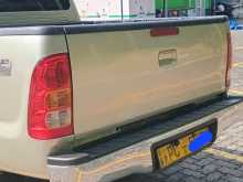 https://riyasewana.com/uploads/toyota-hilux-91710124062.jpg