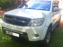https://riyasewana.com/uploads/toyota-hilux-973817572.jpg