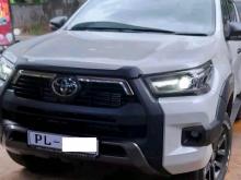 Toyota HILUX CAB REVO 2025 Pickup