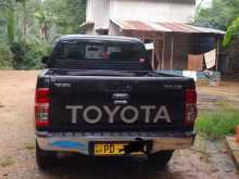 https://riyasewana.com/uploads/toyota-hilux-cab-16274322692.jpg