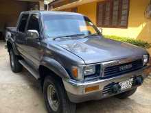 Toyota Hilux Cab LN106 1989 Pickup