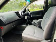 https://riyasewana.com/uploads/toyota-hilux-champ-107423217495.jpg
